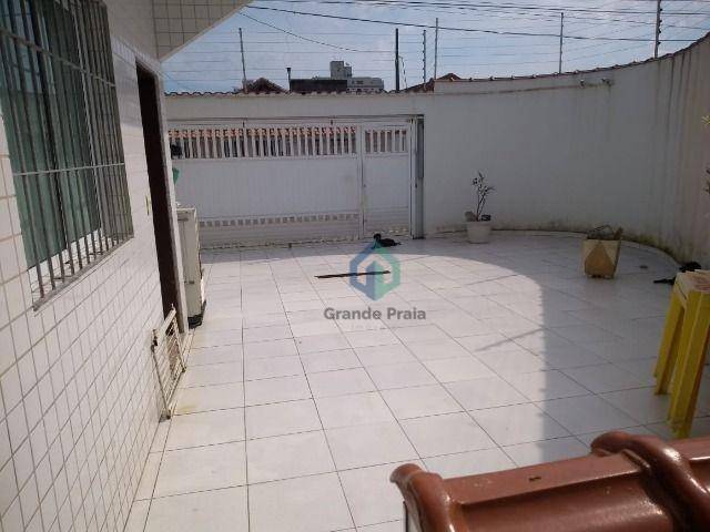 Sobrado à venda com 3 quartos, 170m² - Foto 2