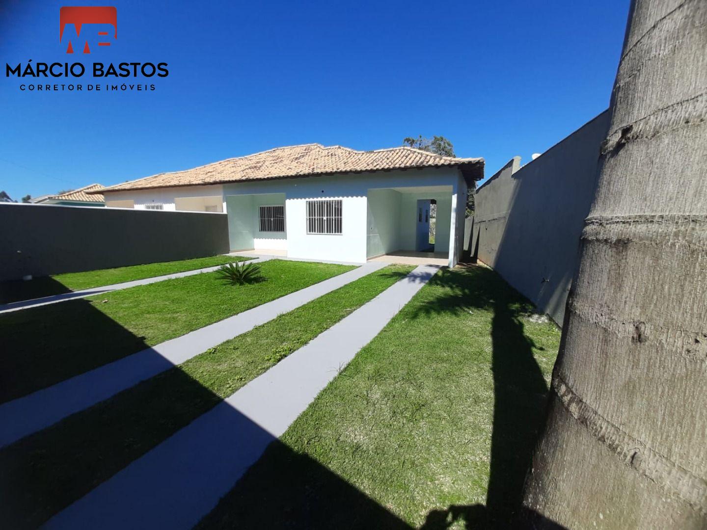 Casa à venda com 2 quartos, 80m² - Foto 1