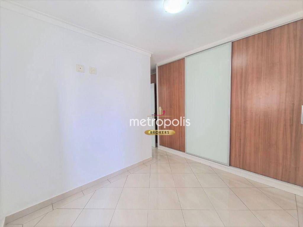 Apartamento para alugar com 2 quartos, 64m² - Foto 13