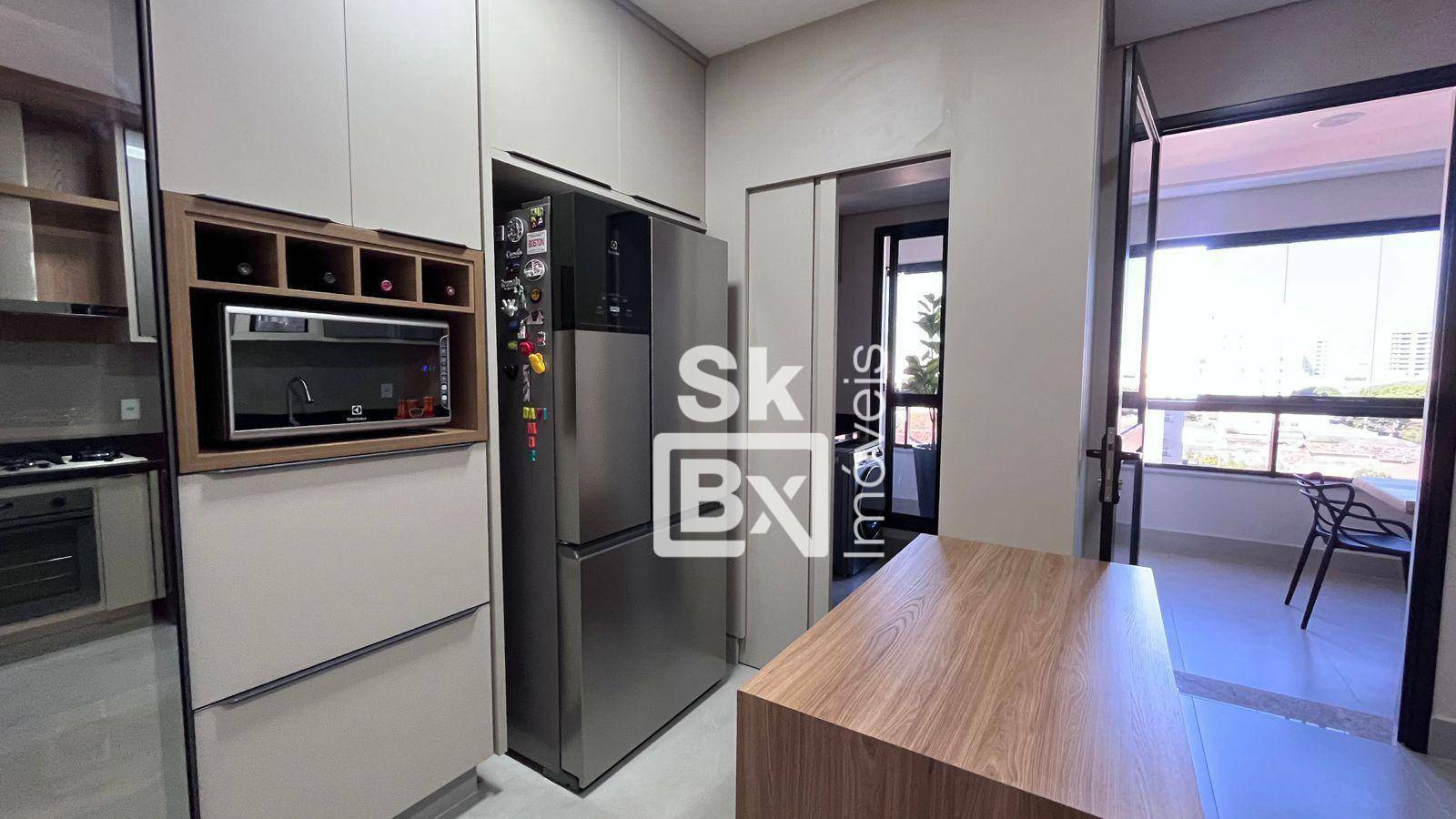 Apartamento à venda com 3 quartos, 116m² - Foto 10