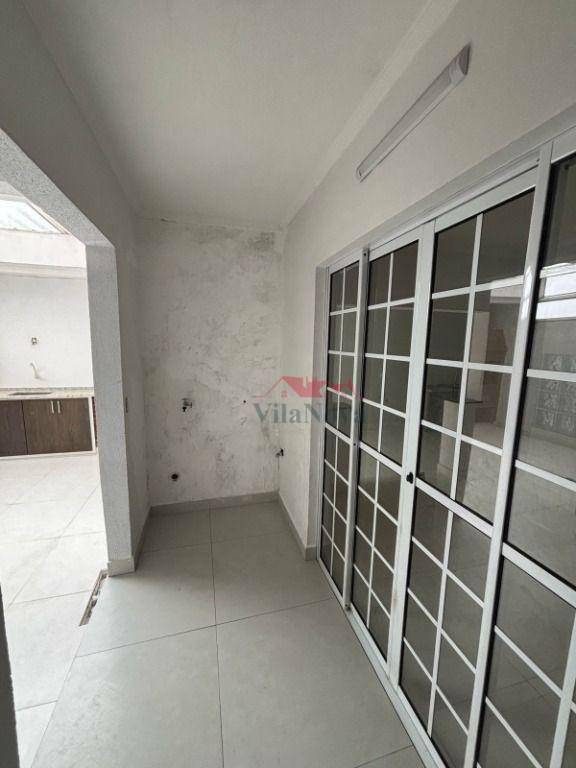 Sobrado à venda e aluguel com 3 quartos, 208m² - Foto 50