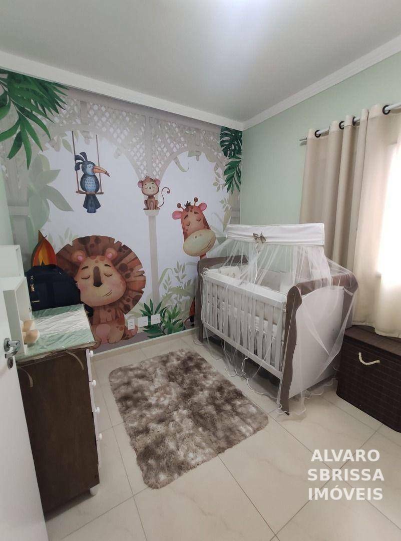 Apartamento à venda com 2 quartos, 65m² - Foto 4