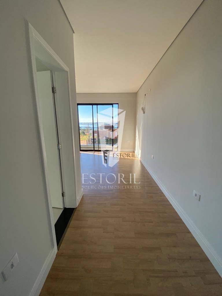 Casa à venda com 5 quartos, 215m² - Foto 10