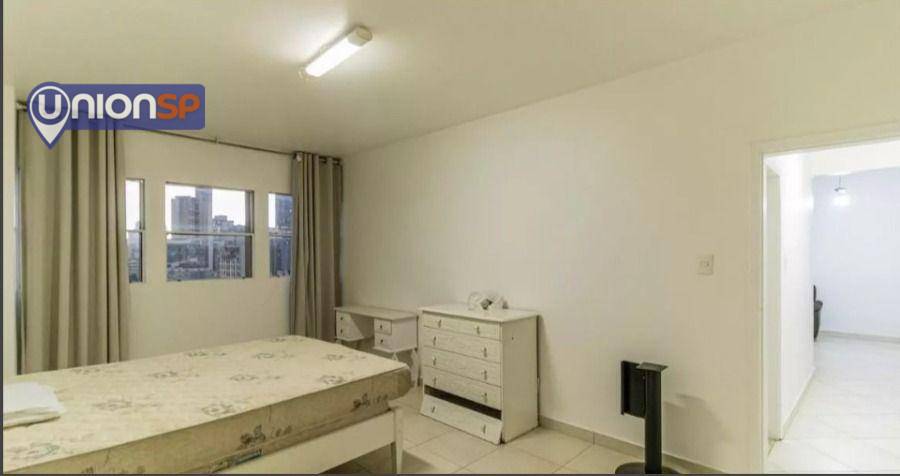 Apartamento à venda com 2 quartos, 100m² - Foto 2