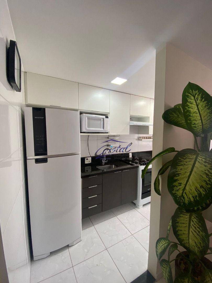 Apartamento para alugar com 2 quartos, 42m² - Foto 6