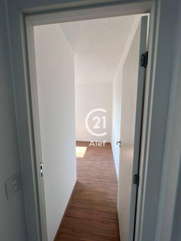 Apartamento à venda com 2 quartos, 40m² - Foto 4