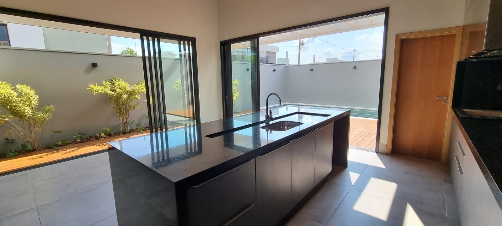 Casa à venda com 3 quartos, 224m² - Foto 19