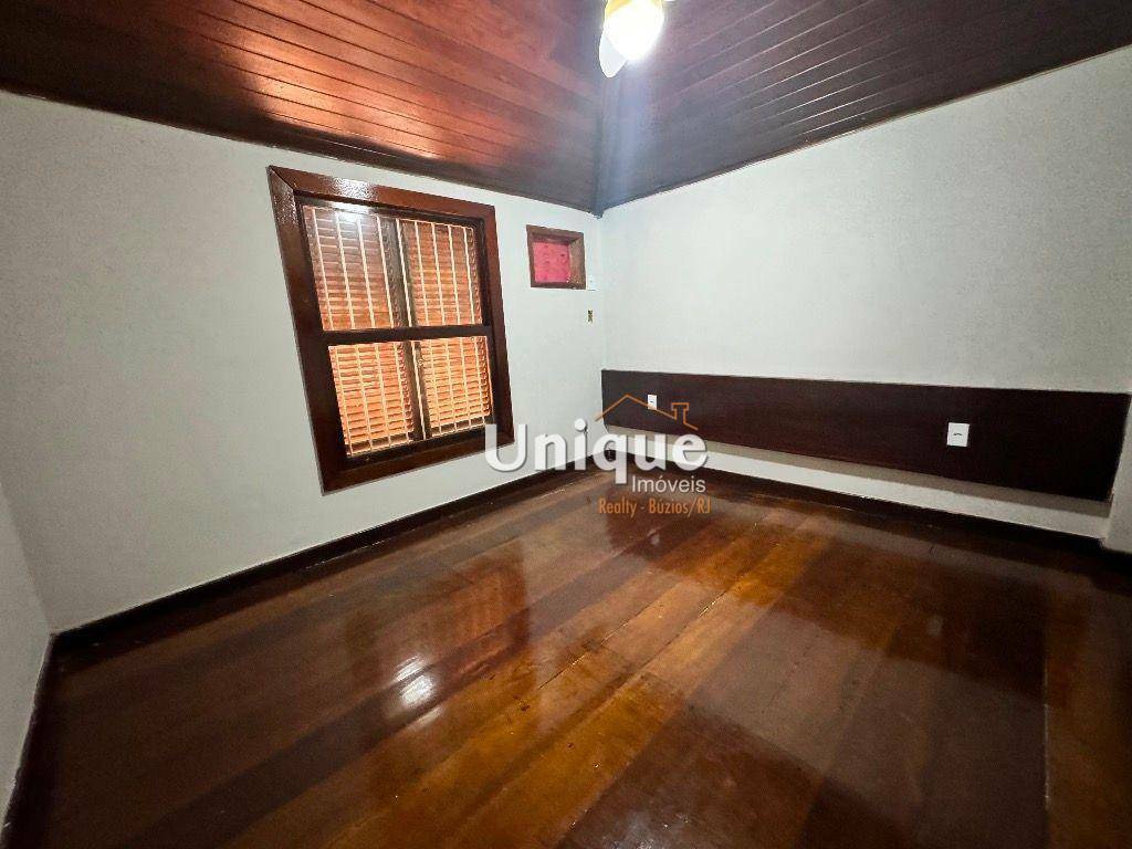 Casa para alugar com 5 quartos, 330m² - Foto 26