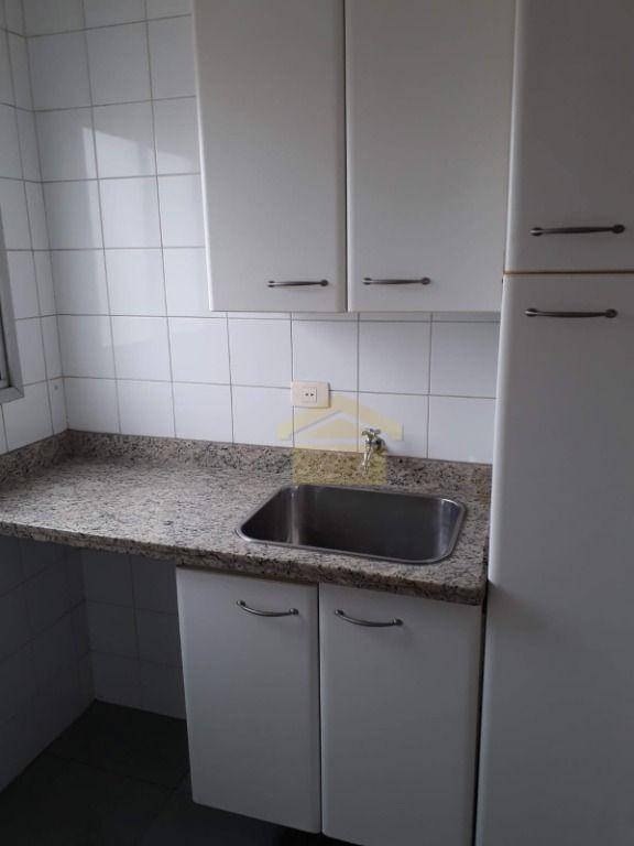 Apartamento à venda com 2 quartos, 64m² - Foto 10