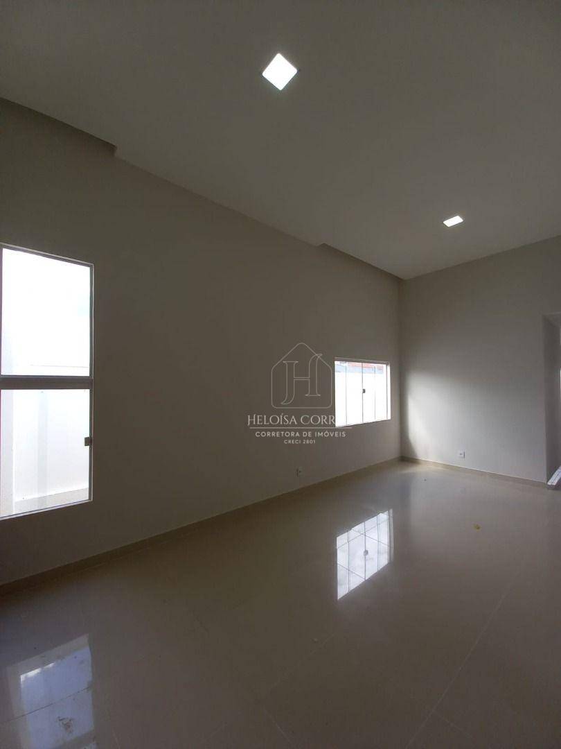 Casa à venda com 3 quartos, 130m² - Foto 3