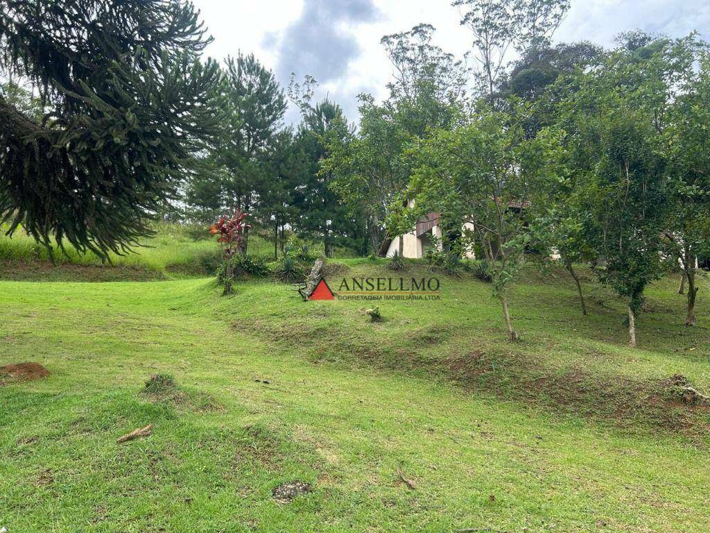 Chácara à venda com 3 quartos, 200m² - Foto 13