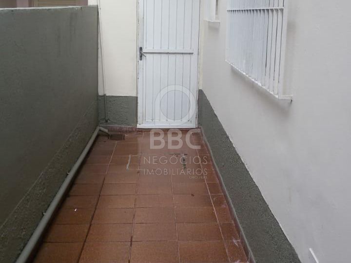 Casa à venda com 2 quartos, 127m² - Foto 17