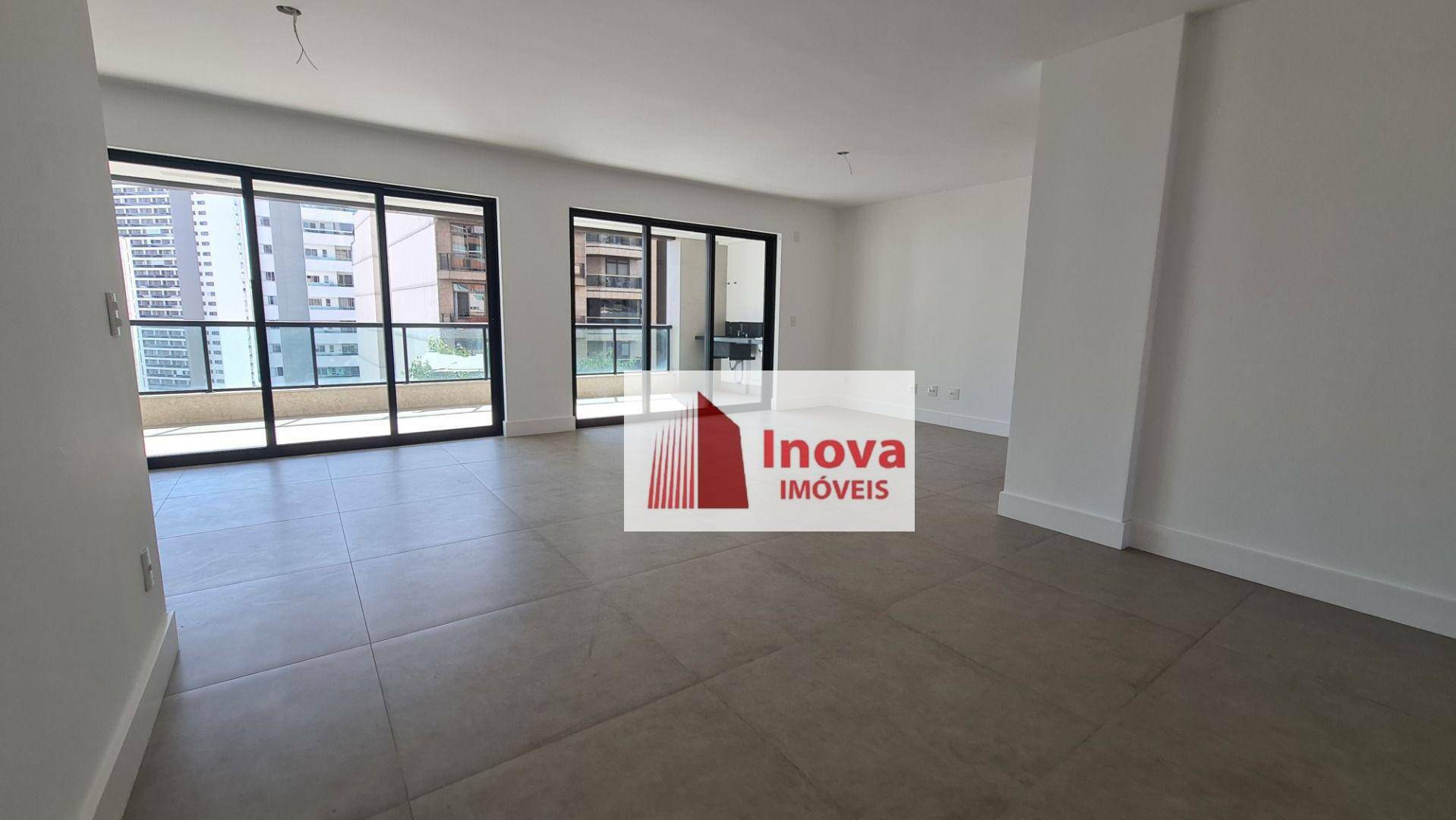 Apartamento à venda com 4 quartos, 250m² - Foto 5