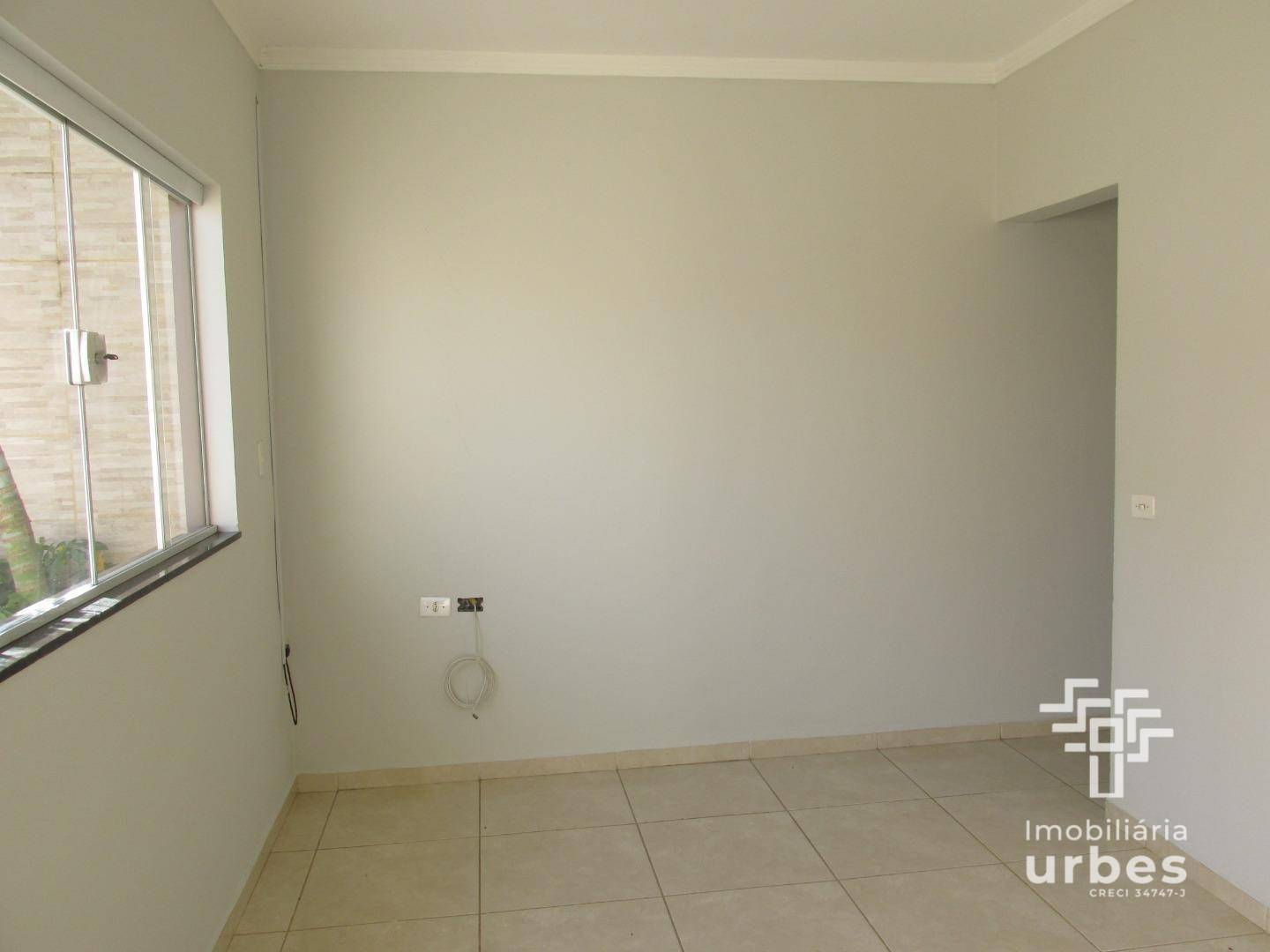 Casa para alugar com 2 quartos, 100M2 - Foto 4