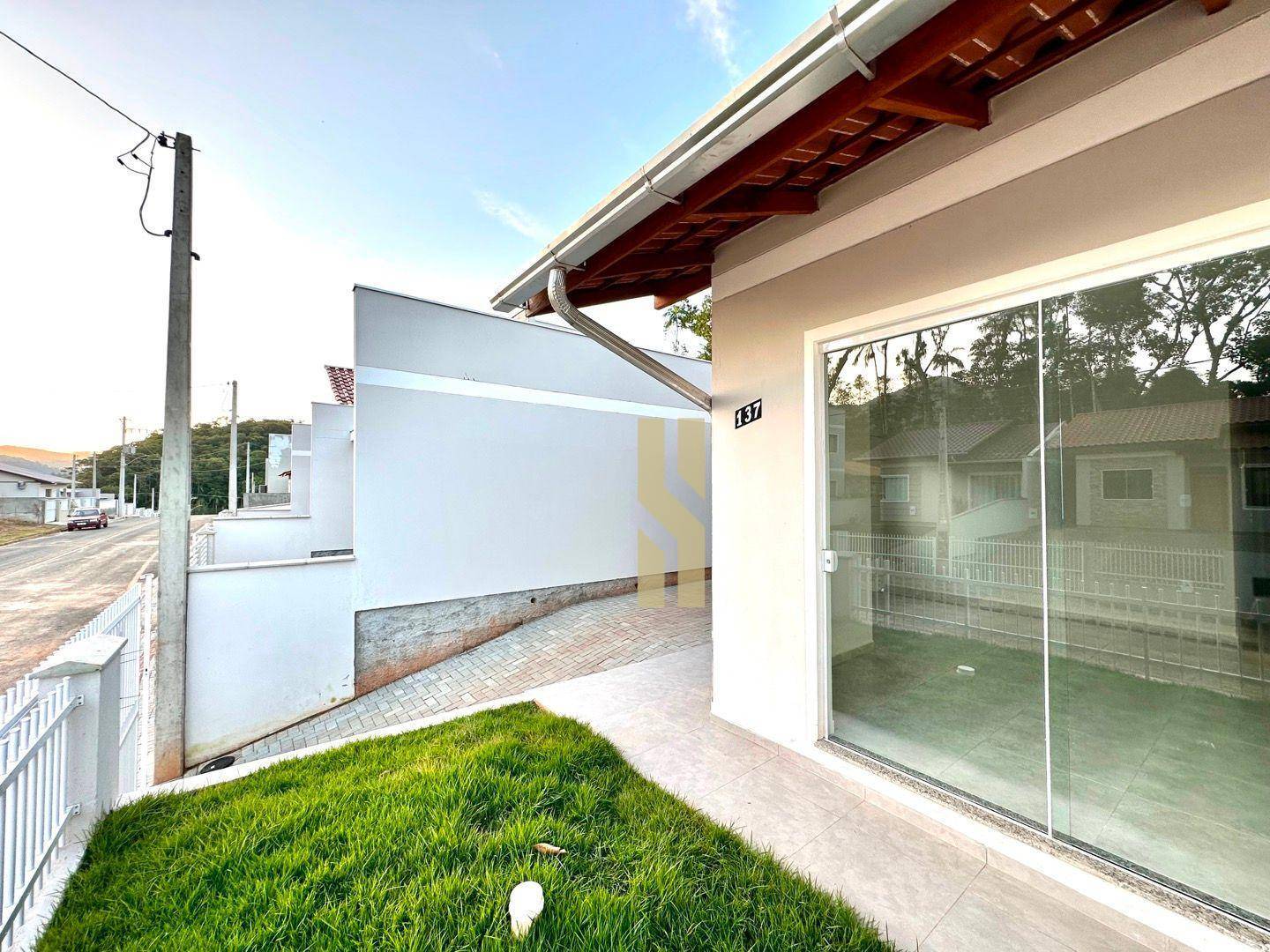 Casa, 2 quartos, 49 m² - Foto 1