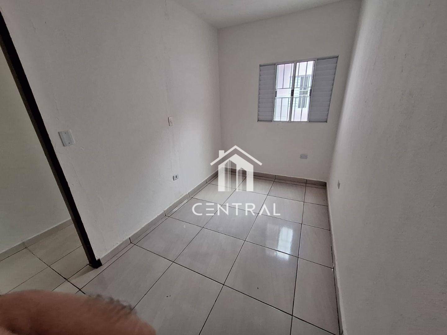 Casa à venda com 2 quartos, 55m² - Foto 12