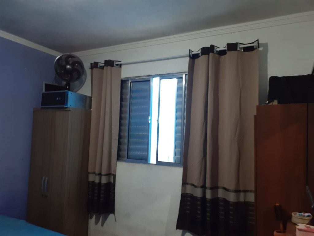 Casa à venda com 2 quartos, 90m² - Foto 17