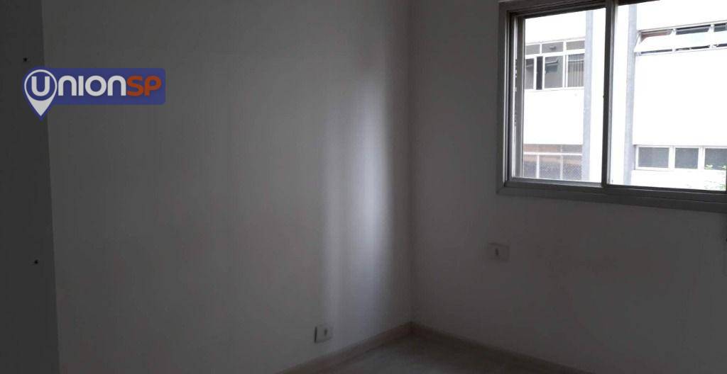 Apartamento à venda com 1 quarto, 36m² - Foto 2