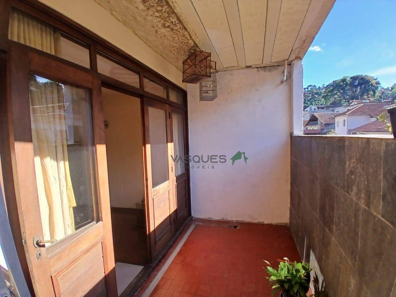 Apartamento à venda com 4 quartos, 147m² - Foto 6