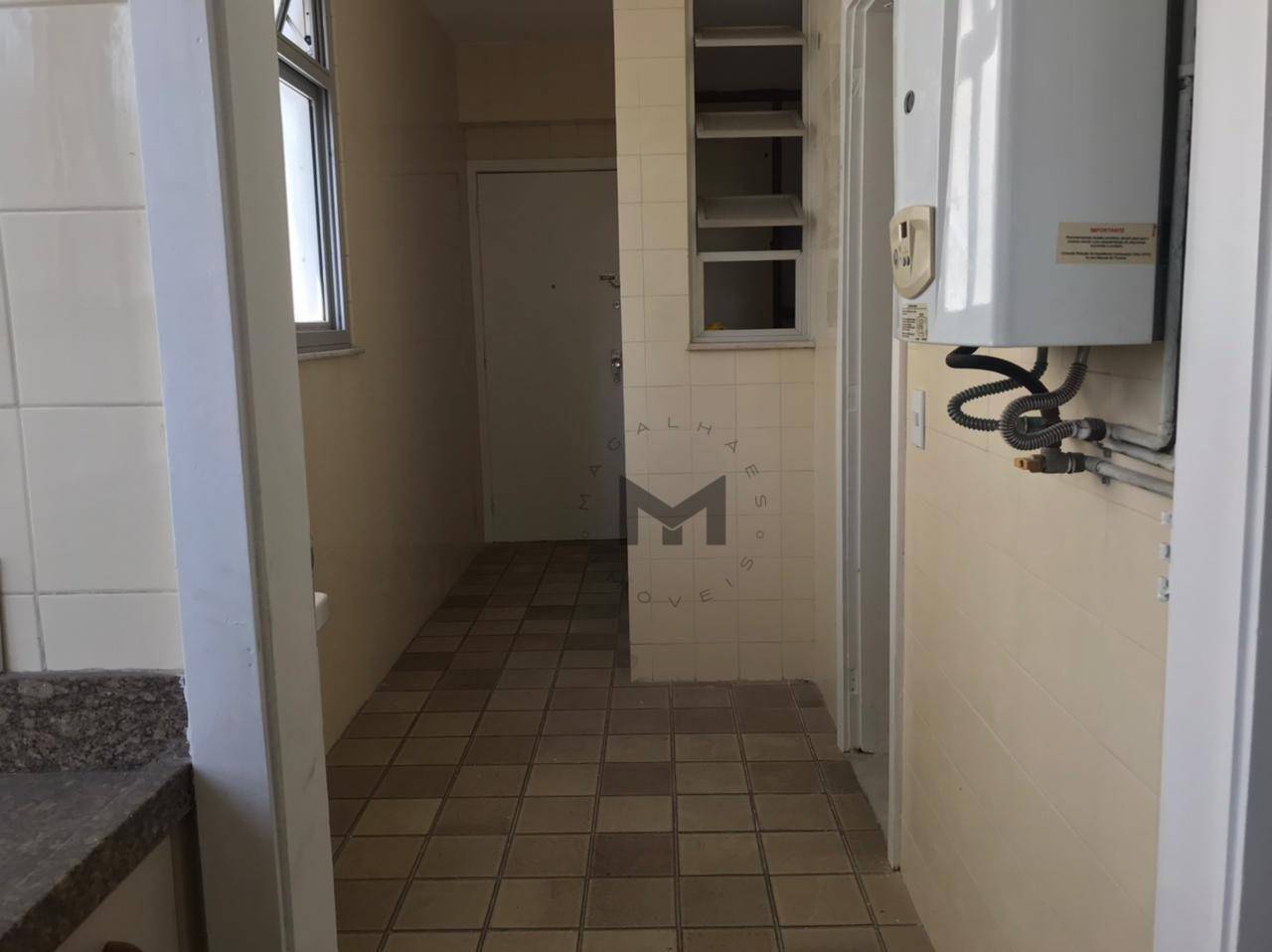 Apartamento à venda com 3 quartos, 130m² - Foto 26