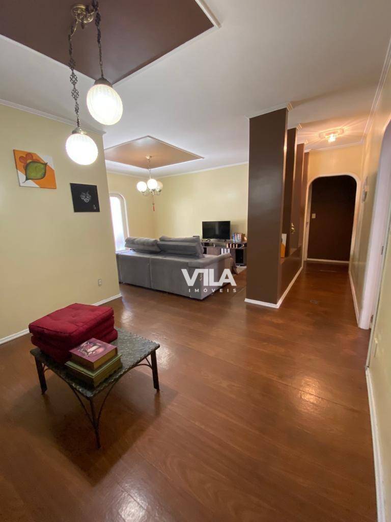 Casa à venda com 4 quartos, 219m² - Foto 6