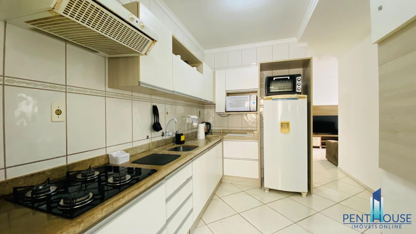 Apartamento para alugar com 2 quartos, 75m² - Foto 14