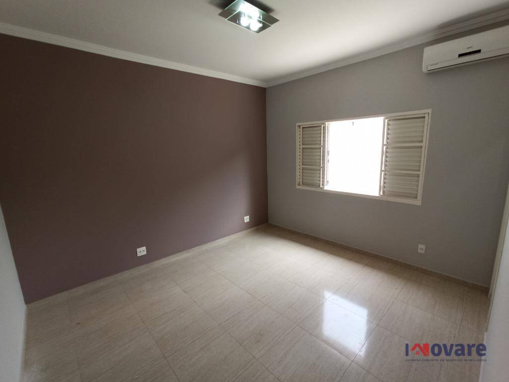 Casa à venda com 3 quartos, 140m² - Foto 9