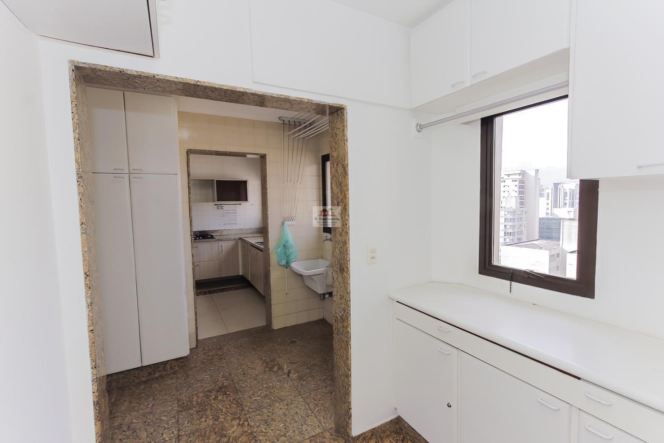 Apartamento para alugar com 4 quartos, 184m² - Foto 50