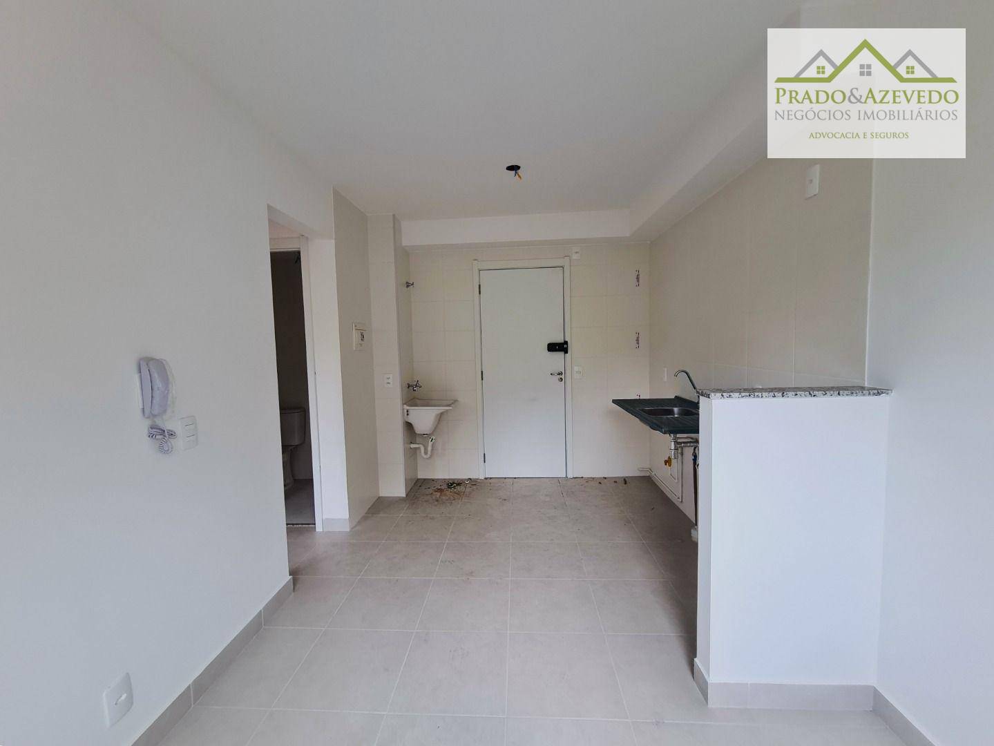 Apartamento à venda com 2 quartos, 32m² - Foto 2