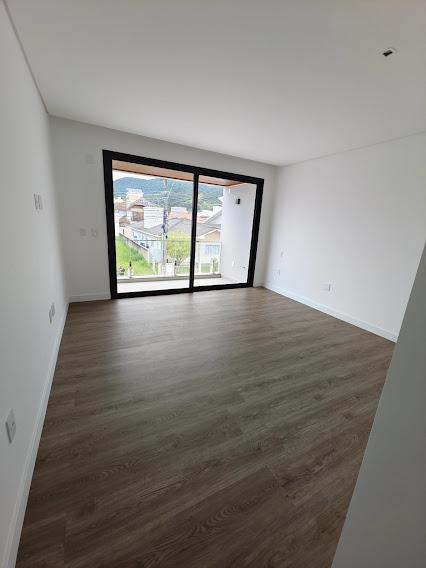 Casa à venda com 3 quartos, 319m² - Foto 6