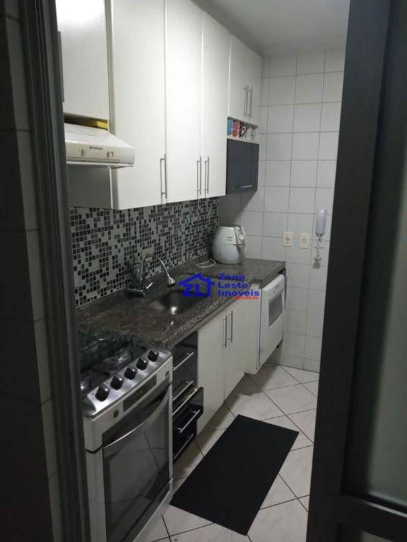 Apartamento à venda com 2 quartos, 63m² - Foto 9