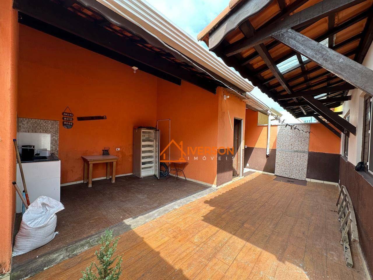 Casa à venda com 2 quartos, 94m² - Foto 13