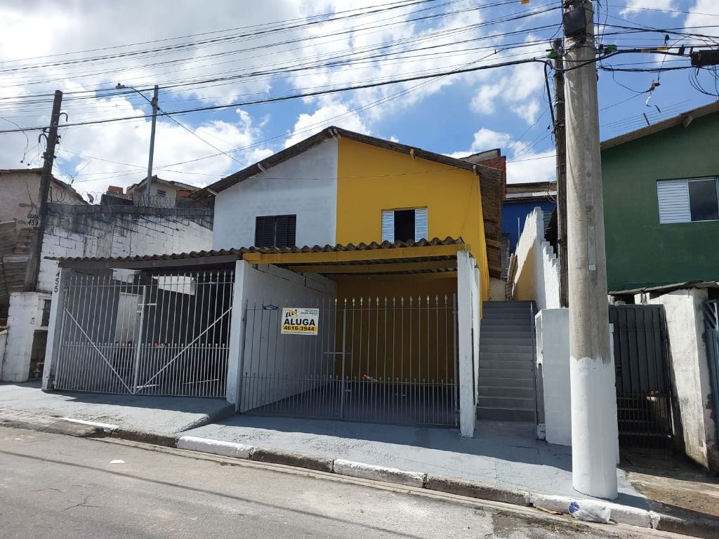 Casa para alugar com 2 quartos, 95m² - Foto 2