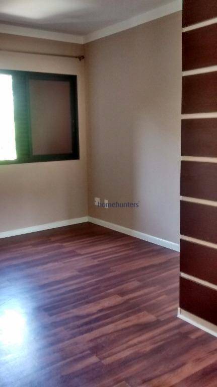 Apartamento à venda com 3 quartos, 128m² - Foto 19