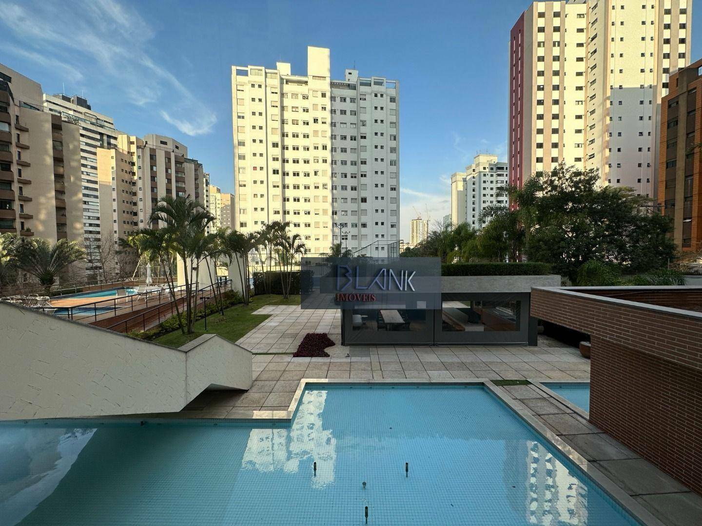 Apartamento à venda com 5 quartos, 374m² - Foto 21