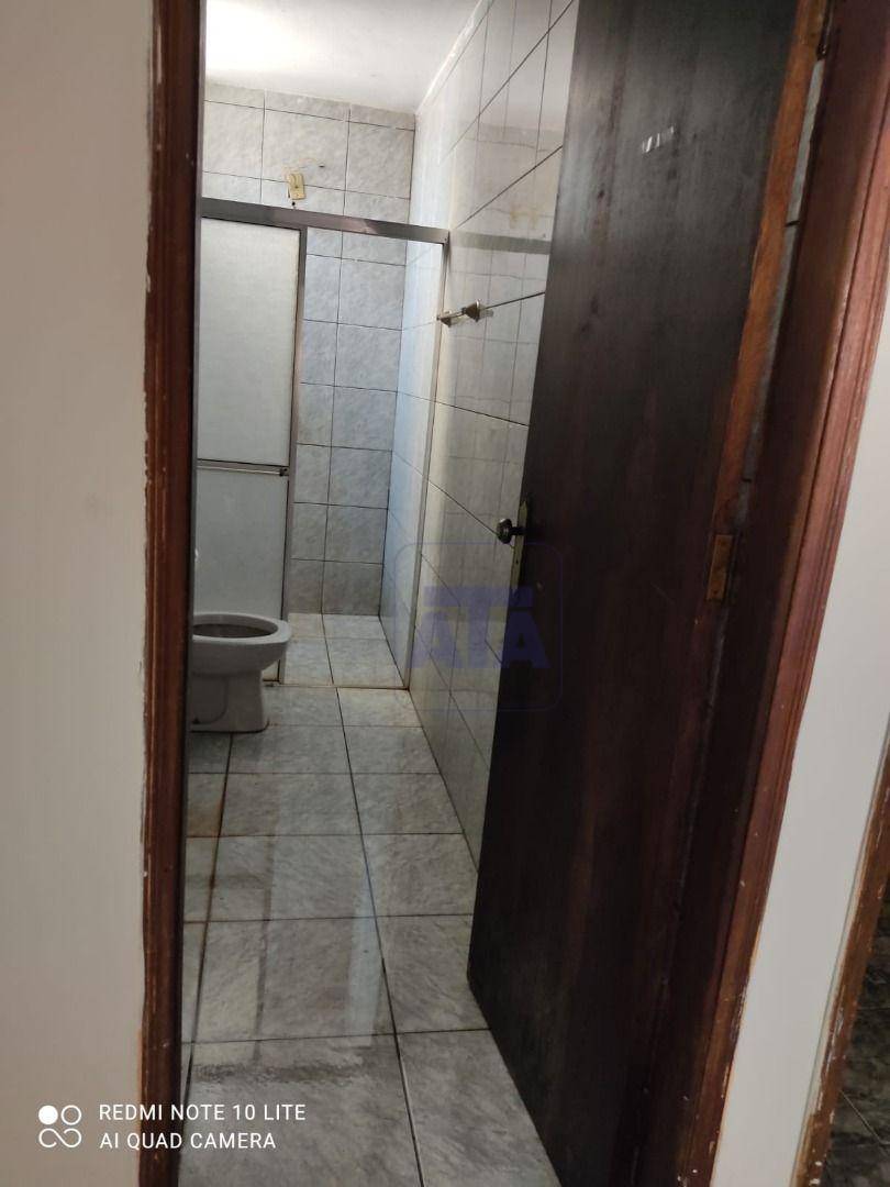 Casa à venda com 3 quartos, 161m² - Foto 8