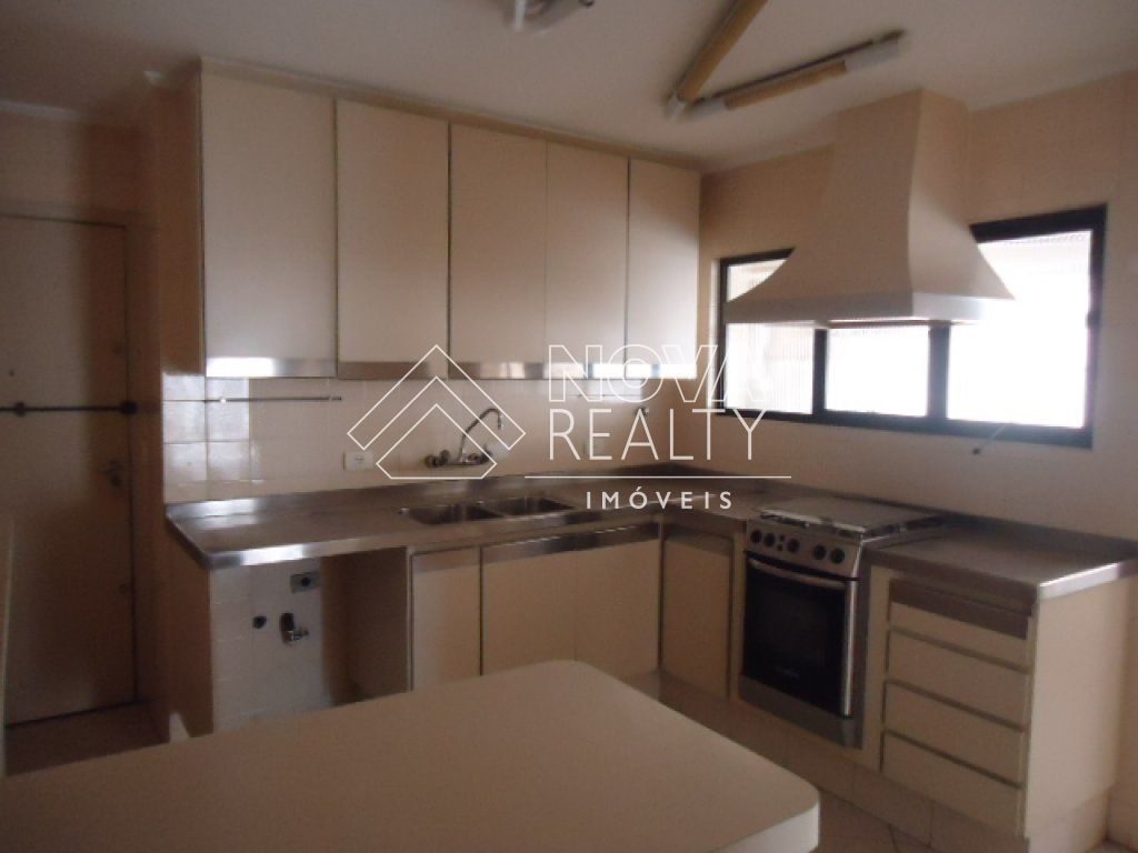 Apartamento à venda com 3 quartos, 158m² - Foto 23