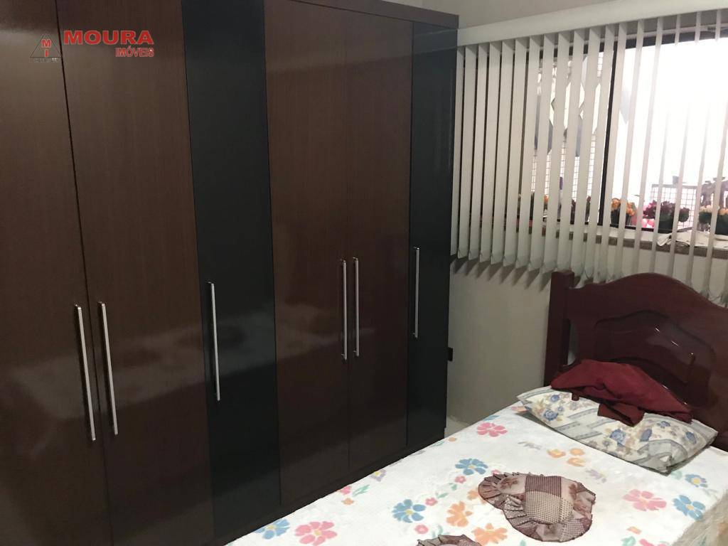 Casa à venda com 3 quartos, 285m² - Foto 9