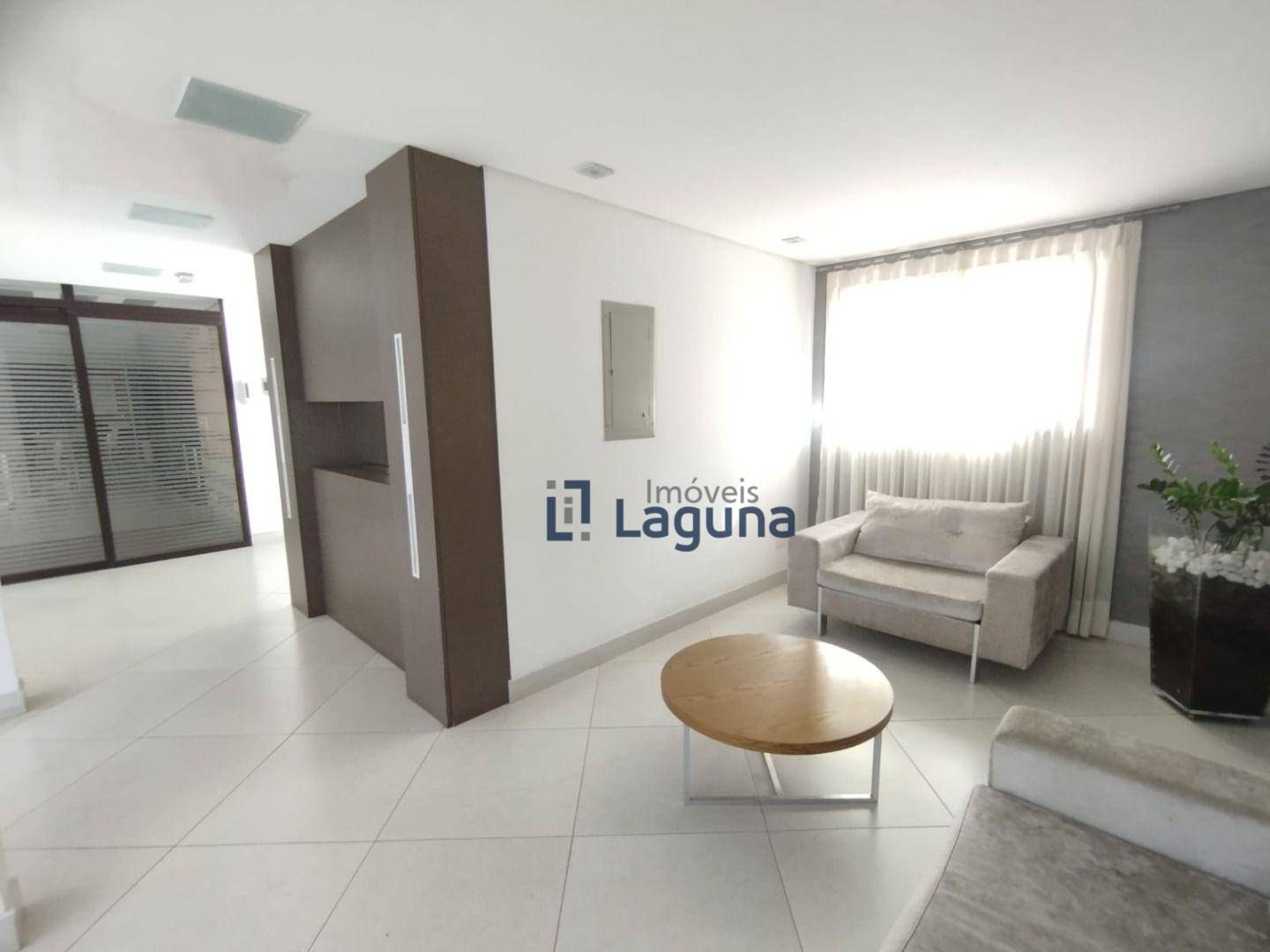 Apartamento para alugar com 3 quartos, 120m² - Foto 45