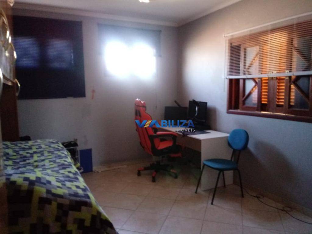 Sobrado à venda com 3 quartos, 227m² - Foto 19