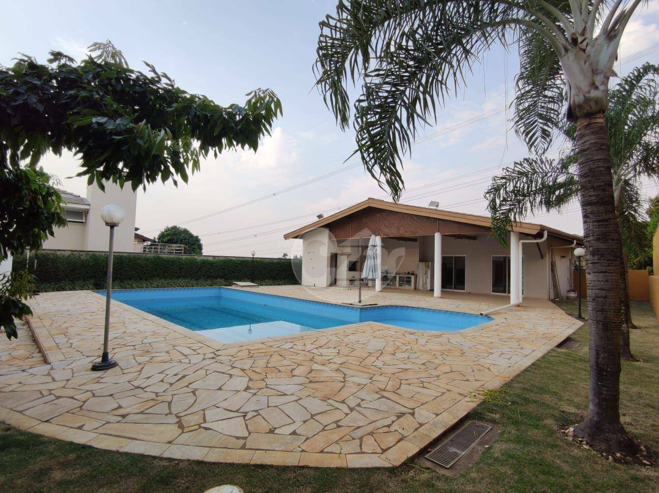 Casa à venda e aluguel com 5 quartos, 610m² - Foto 28