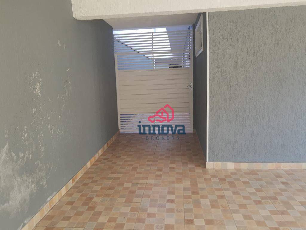 Casa à venda com 3 quartos, 230M2 - Foto 4