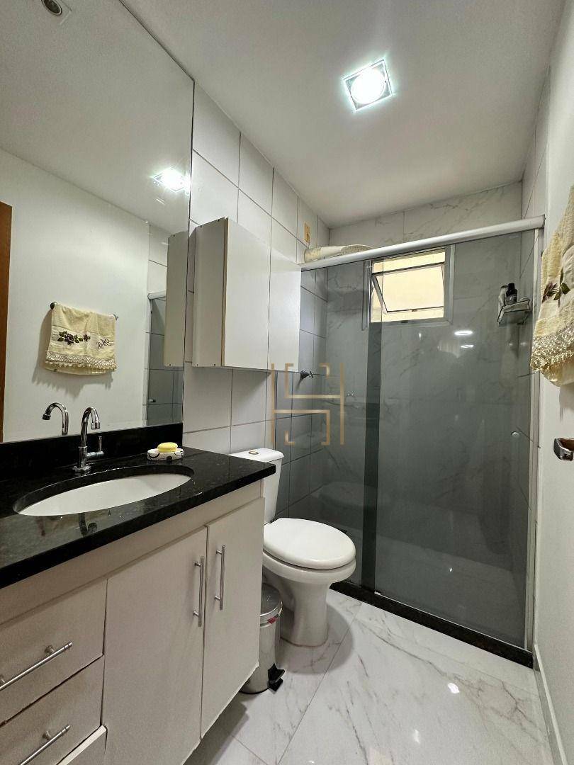 Apartamento à venda com 2 quartos, 67m² - Foto 14