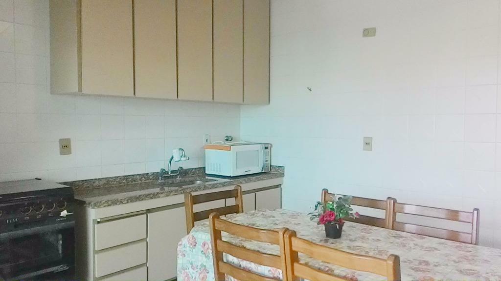 Apartamento à venda com 3 quartos, 135m² - Foto 19