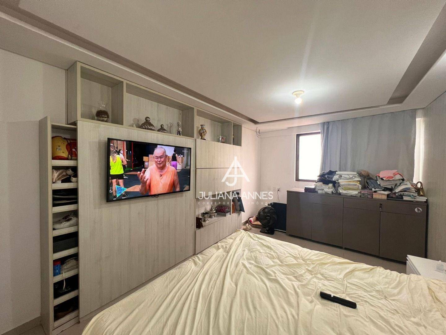 Apartamento à venda com 4 quartos, 189m² - Foto 4