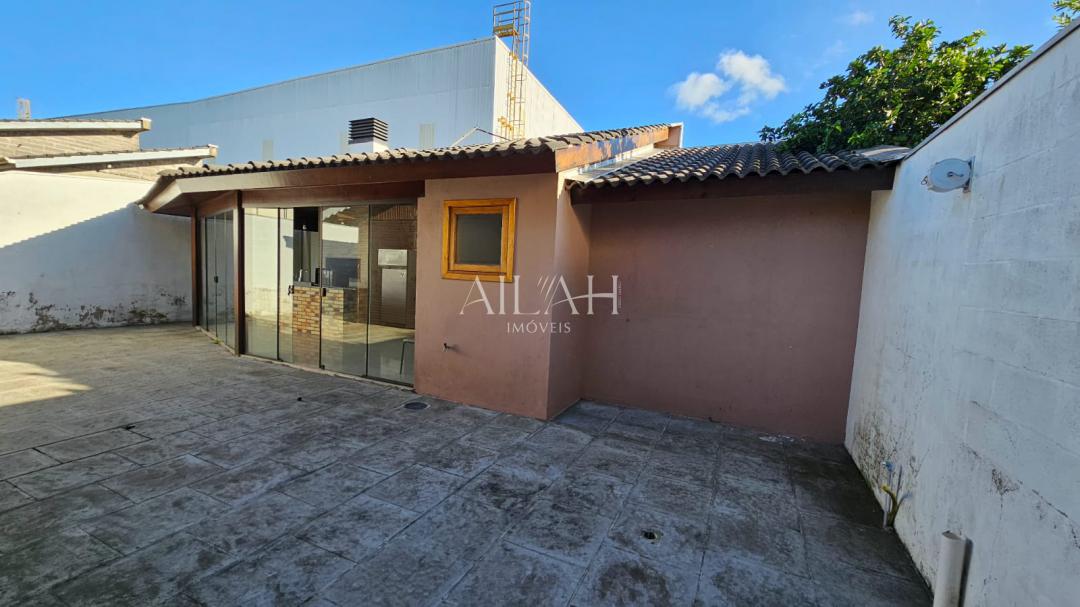 Casa à venda com 3 quartos, 108m² - Foto 3
