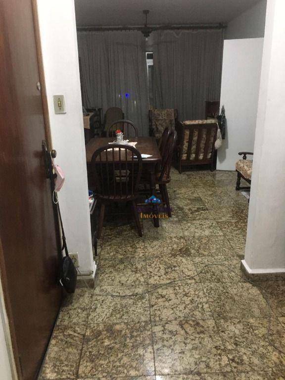 Apartamento à venda com 3 quartos, 175m² - Foto 25