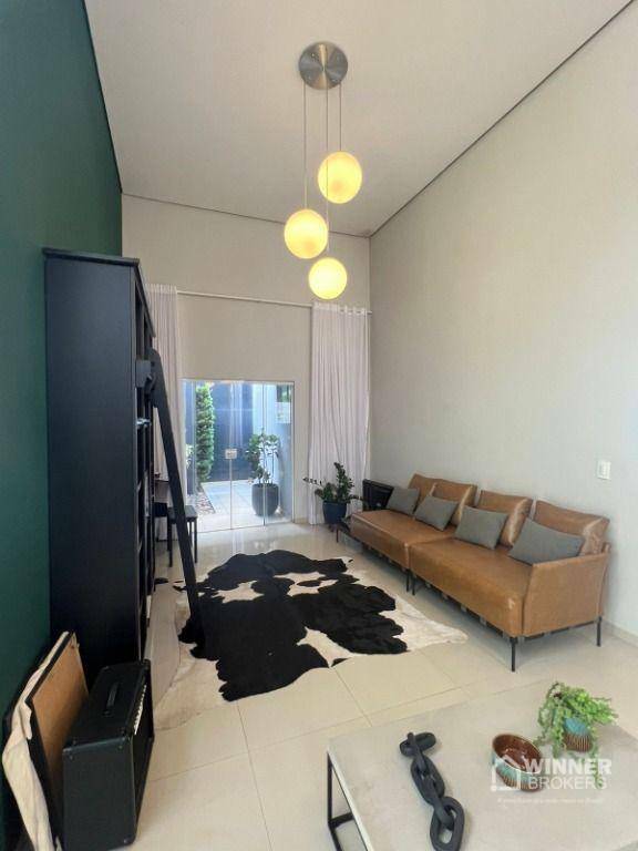 Casa à venda com 4 quartos, 221m² - Foto 3