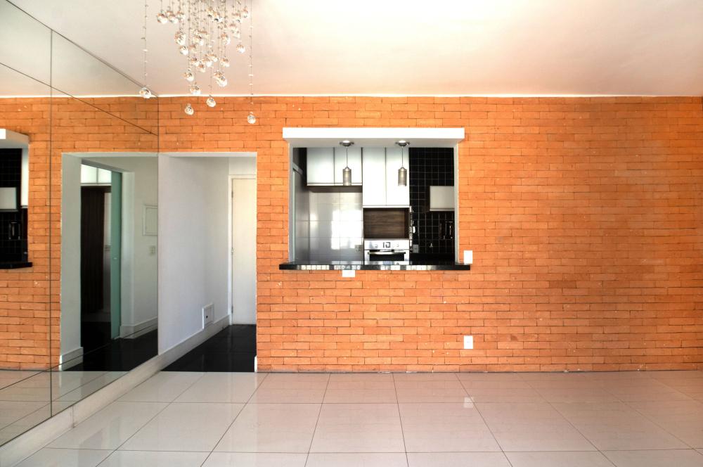 Apartamento à venda com 3 quartos, 92m² - Foto 2