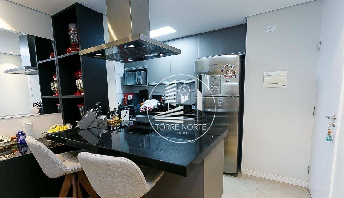 Apartamento à venda com 2 quartos, 64m² - Foto 17